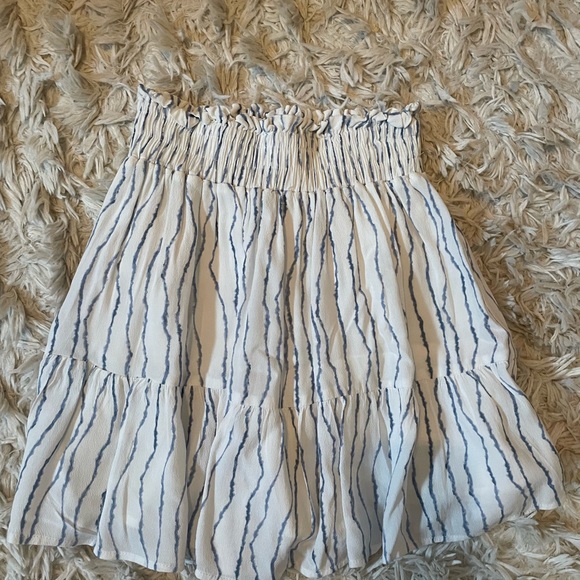 2 DAYS LEFT TO BUY Mini Skirt - Picture 3 of 4